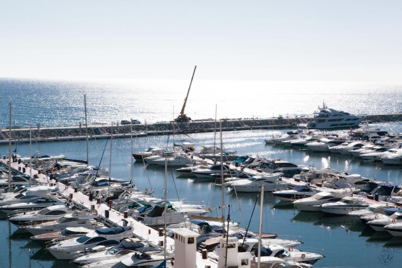 마르베야 Luxury Puerto Banus Penthouse With Parking & Wi-Fi 아파트 외부 사진