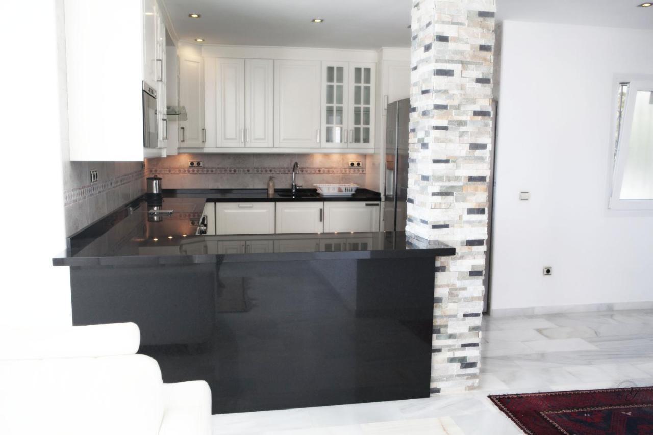 마르베야 Luxury Puerto Banus Penthouse With Parking & Wi-Fi 아파트 외부 사진