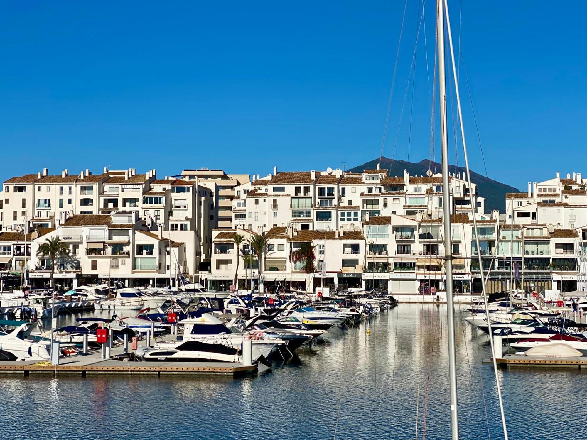 마르베야 Luxury Puerto Banus Penthouse With Parking & Wi-Fi 아파트 외부 사진